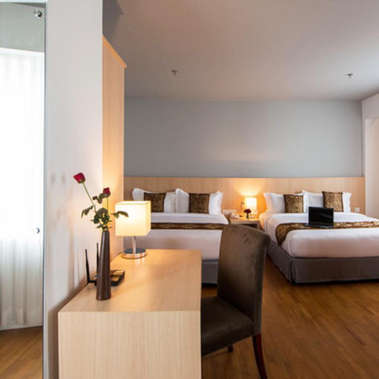 Wyne Hotel Rangun Zewnętrze zdjęcie