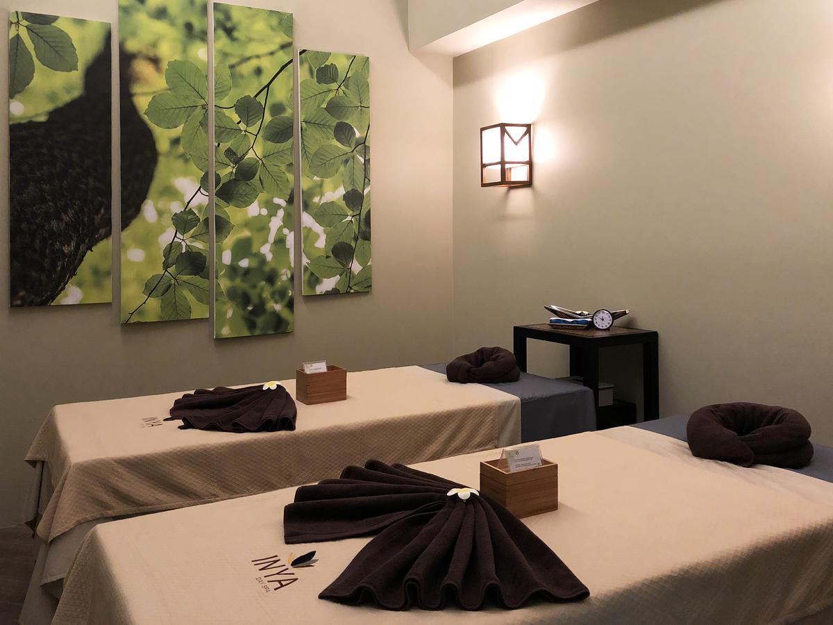 Wyne Hotel Rangun Zewnętrze zdjęcie